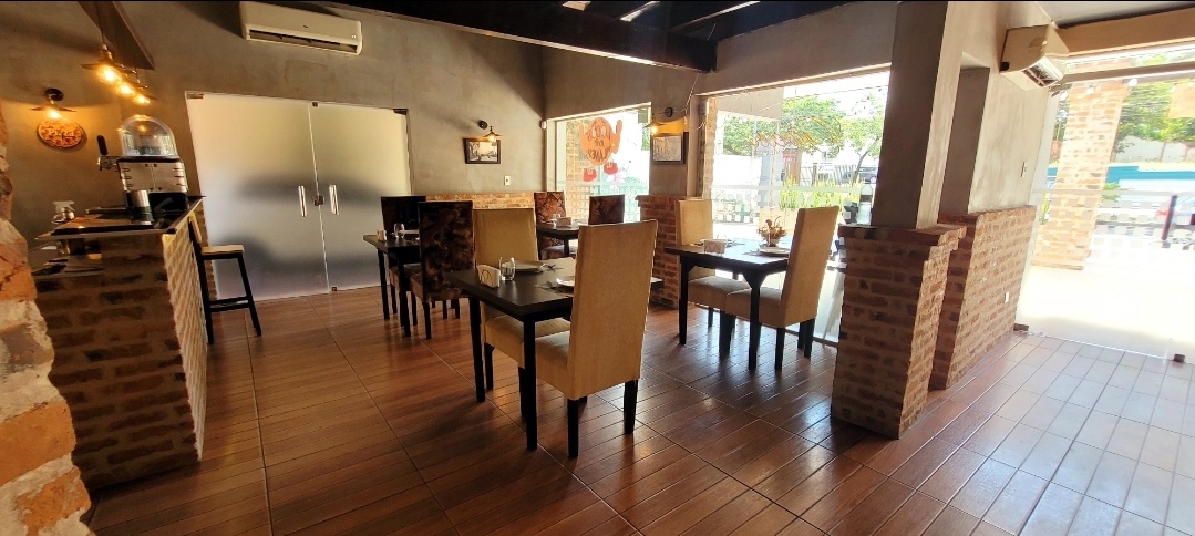 Resto Bar local gastronómico con más de 11 años de antigüedad